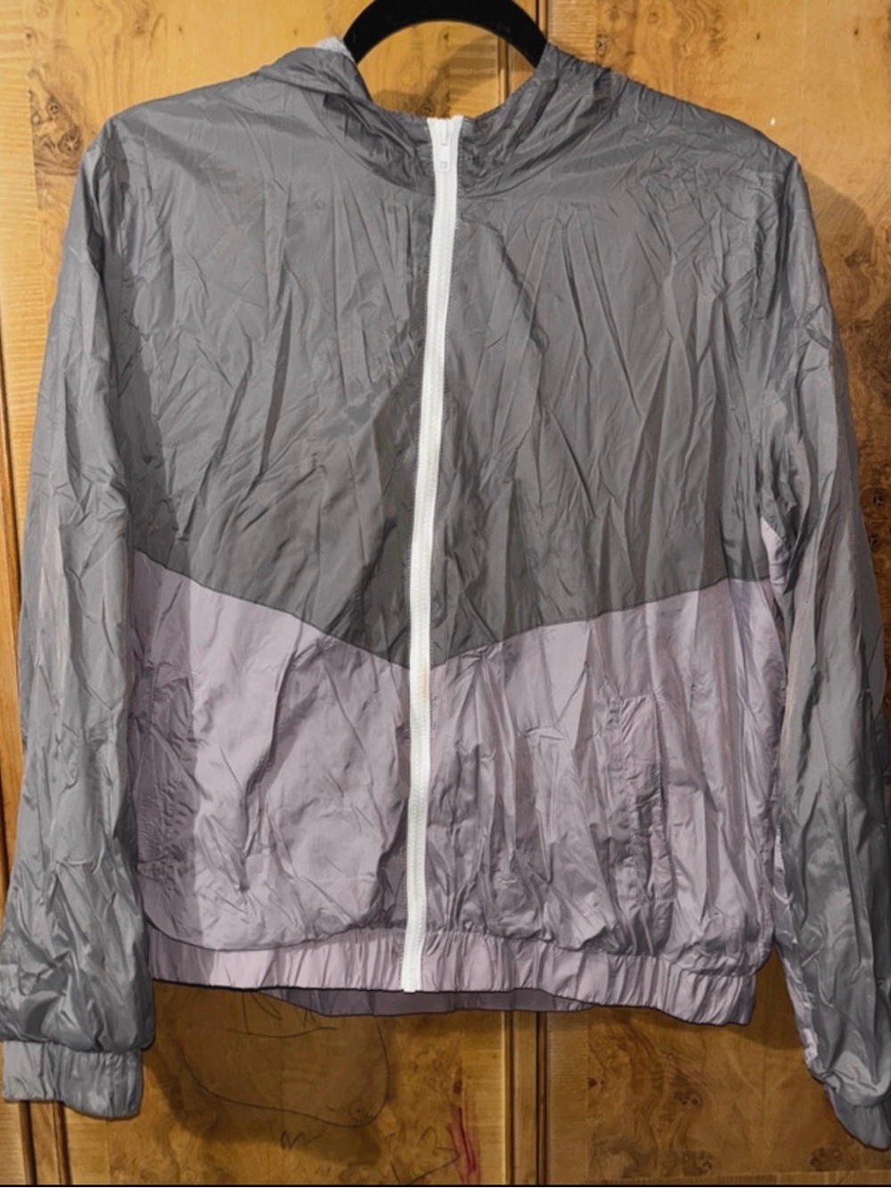 Lightweight Two-Tone Gray Packable Windbreaker Jacket size Large